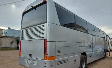 Mercedes - вид сзади